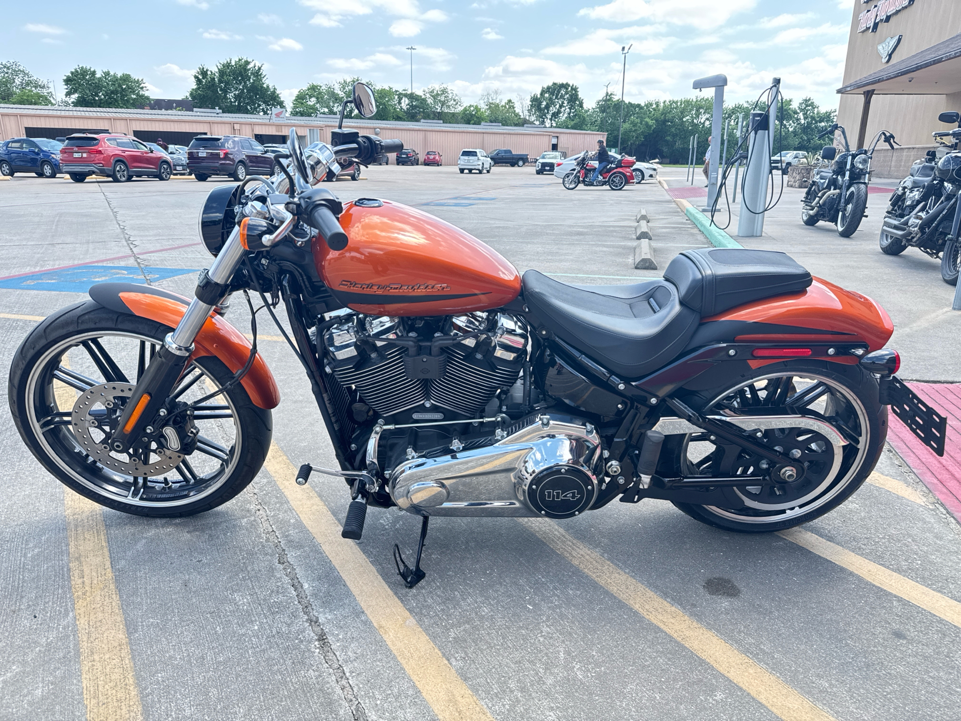 2019 Harley-Davidson Breakout® 114 in Houston, Texas - Photo 2