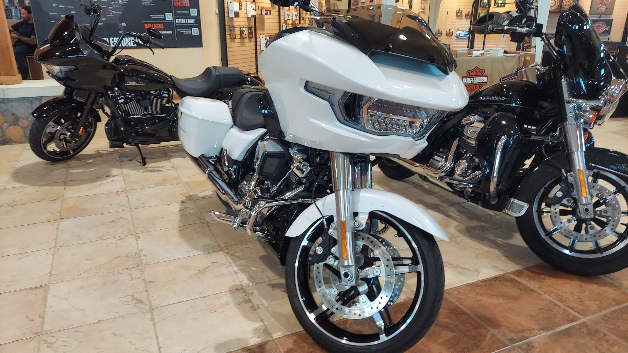 2024 Harley-Davidson Road Glide® 3