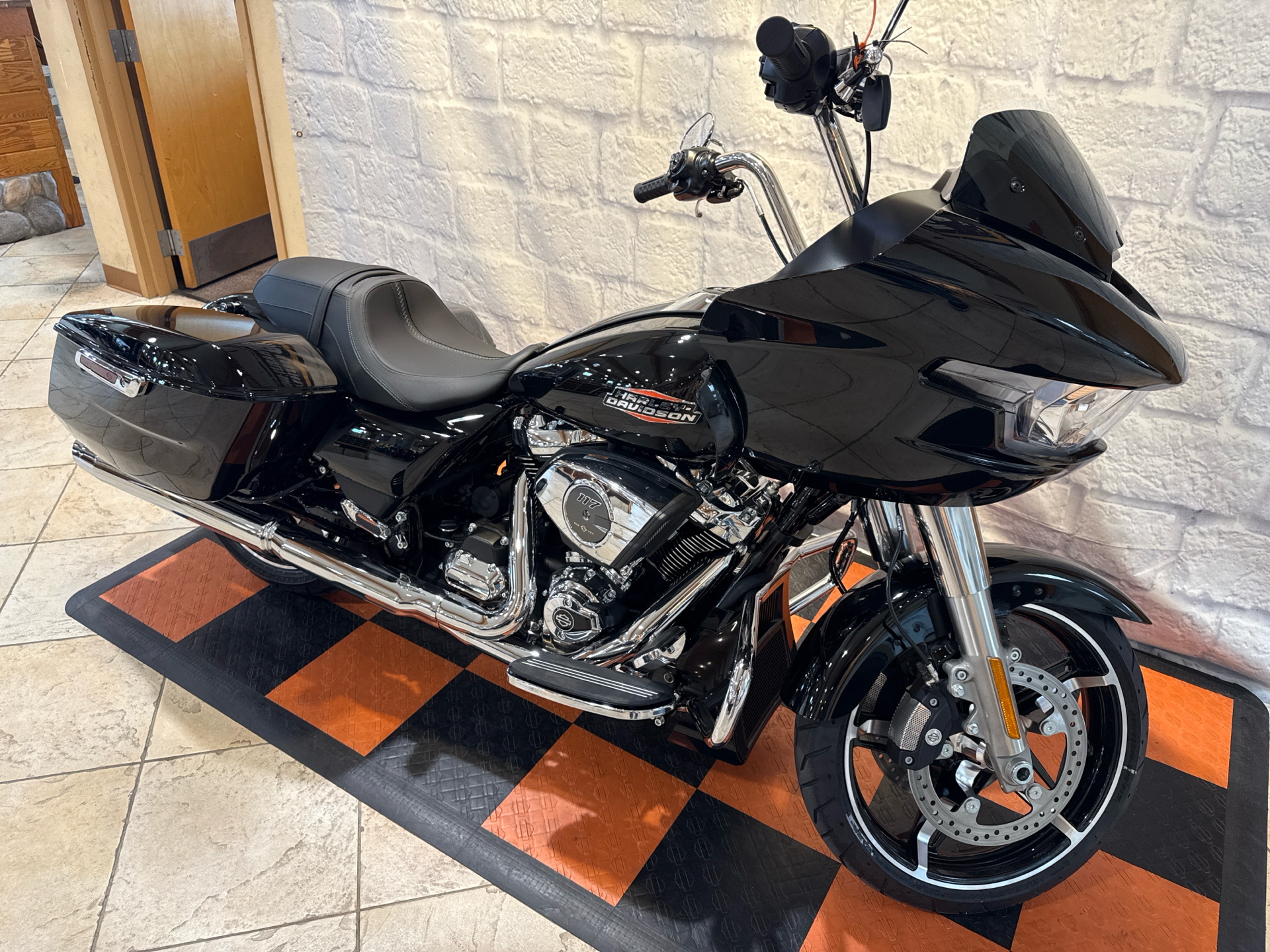2025 Harley-Davidson Road Glide® in Houston, Texas - Photo 2