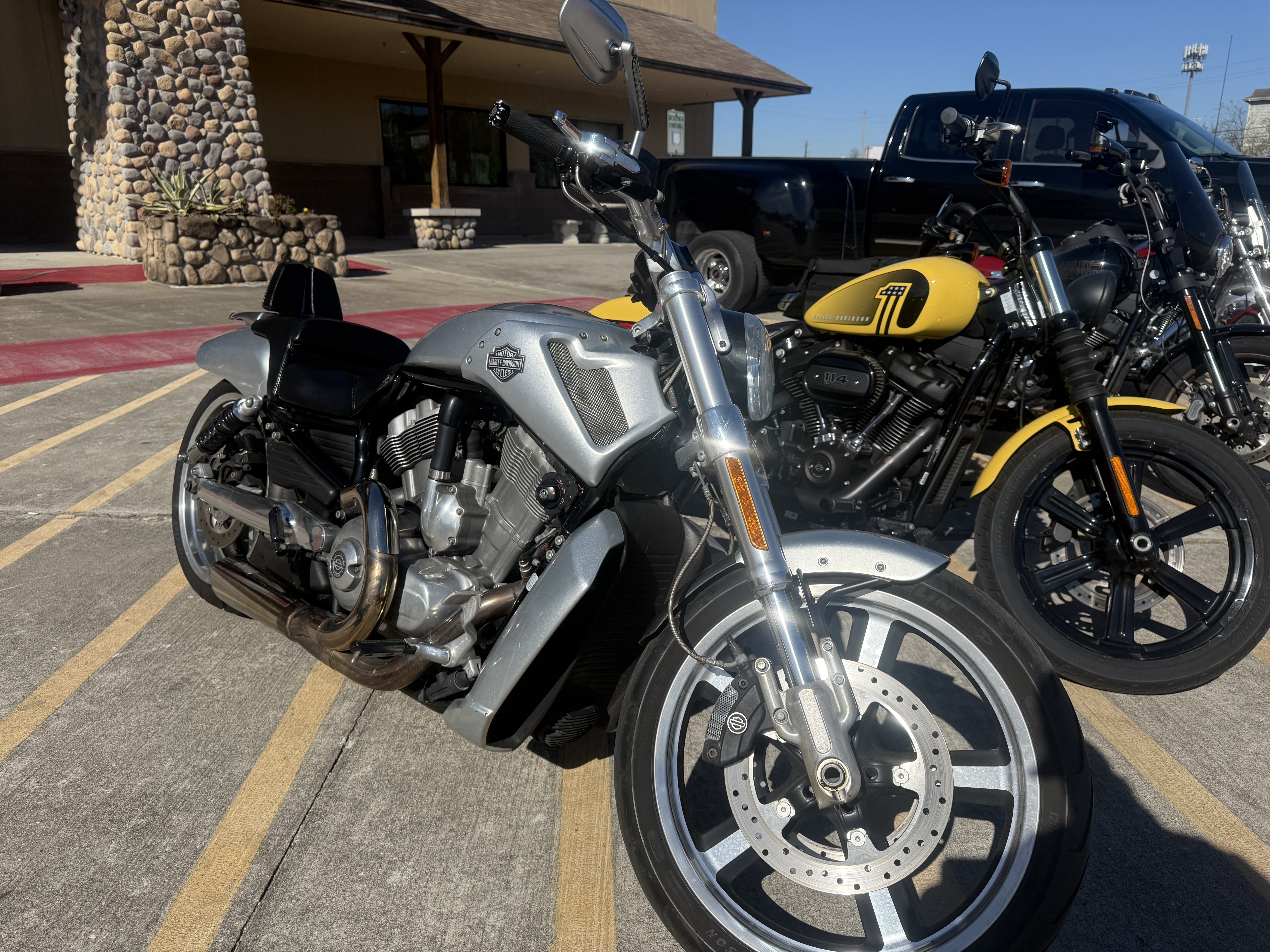 2009 Harley-Davidson V-Rod® Muscle™ in Houston, Texas - Photo 2