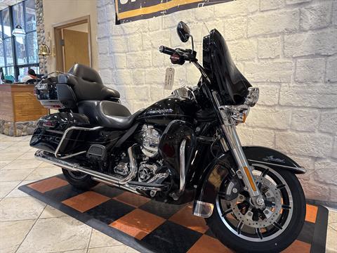 2016 Harley-Davidson Ultra Limited in Houston, Texas - Photo 2