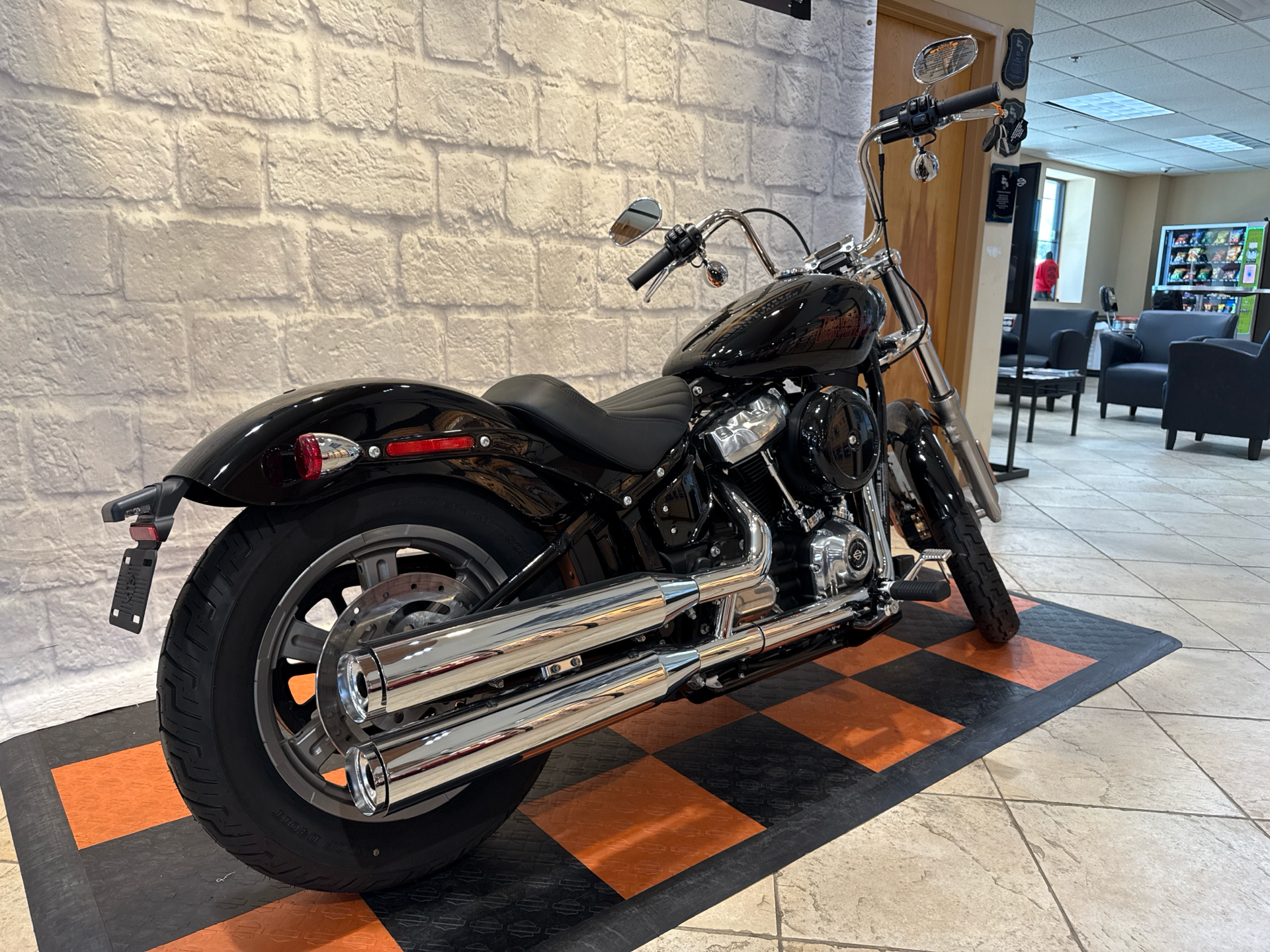 2024 Harley-Davidson Softail® Standard in Houston, Texas - Photo 4