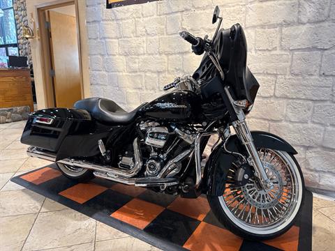 2019 Harley-Davidson Street Glide® in Houston, Texas - Photo 2