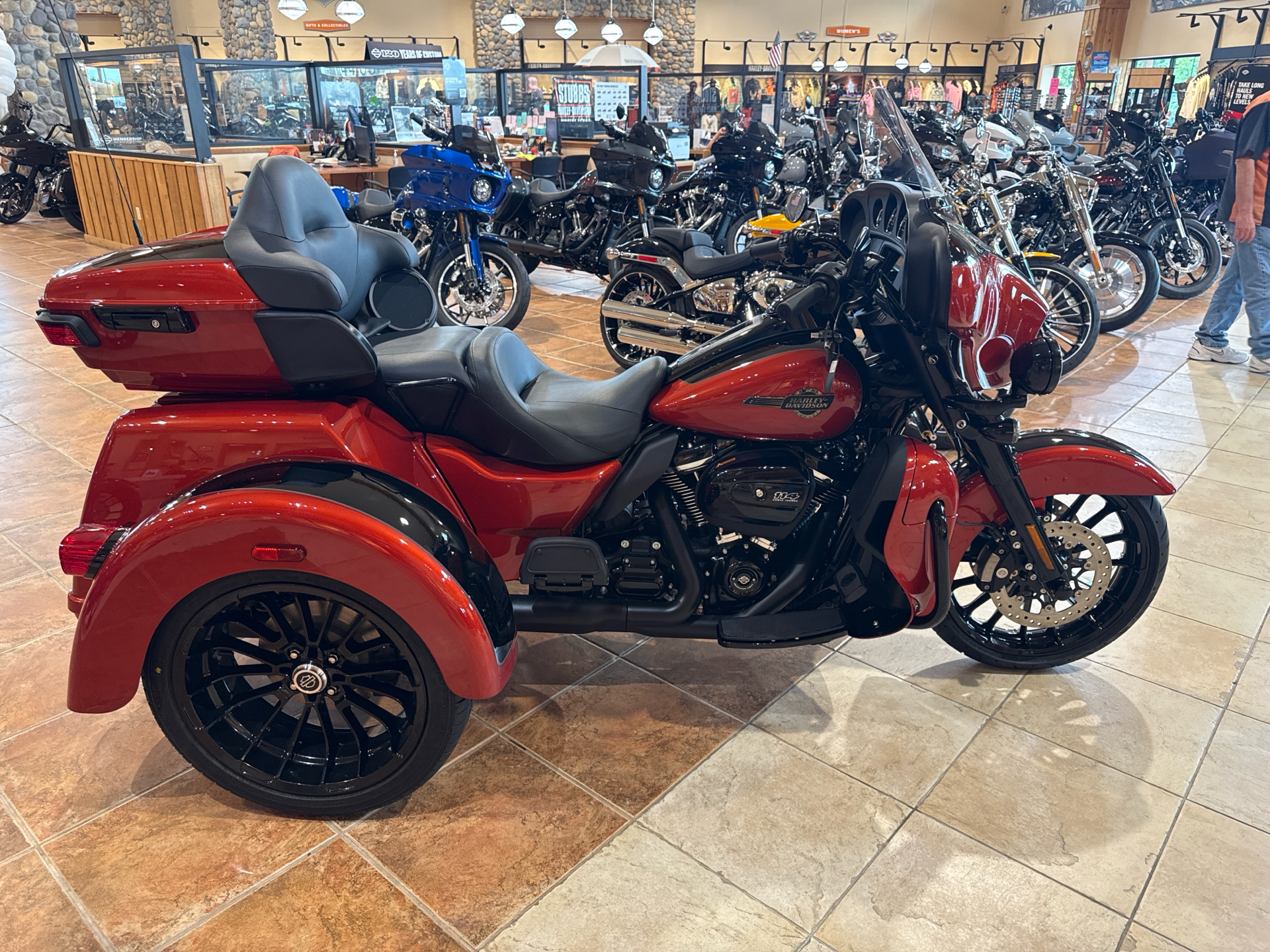 2025 Harley-Davidson Tri Glide® Ultra in Houston, Texas - Photo 1