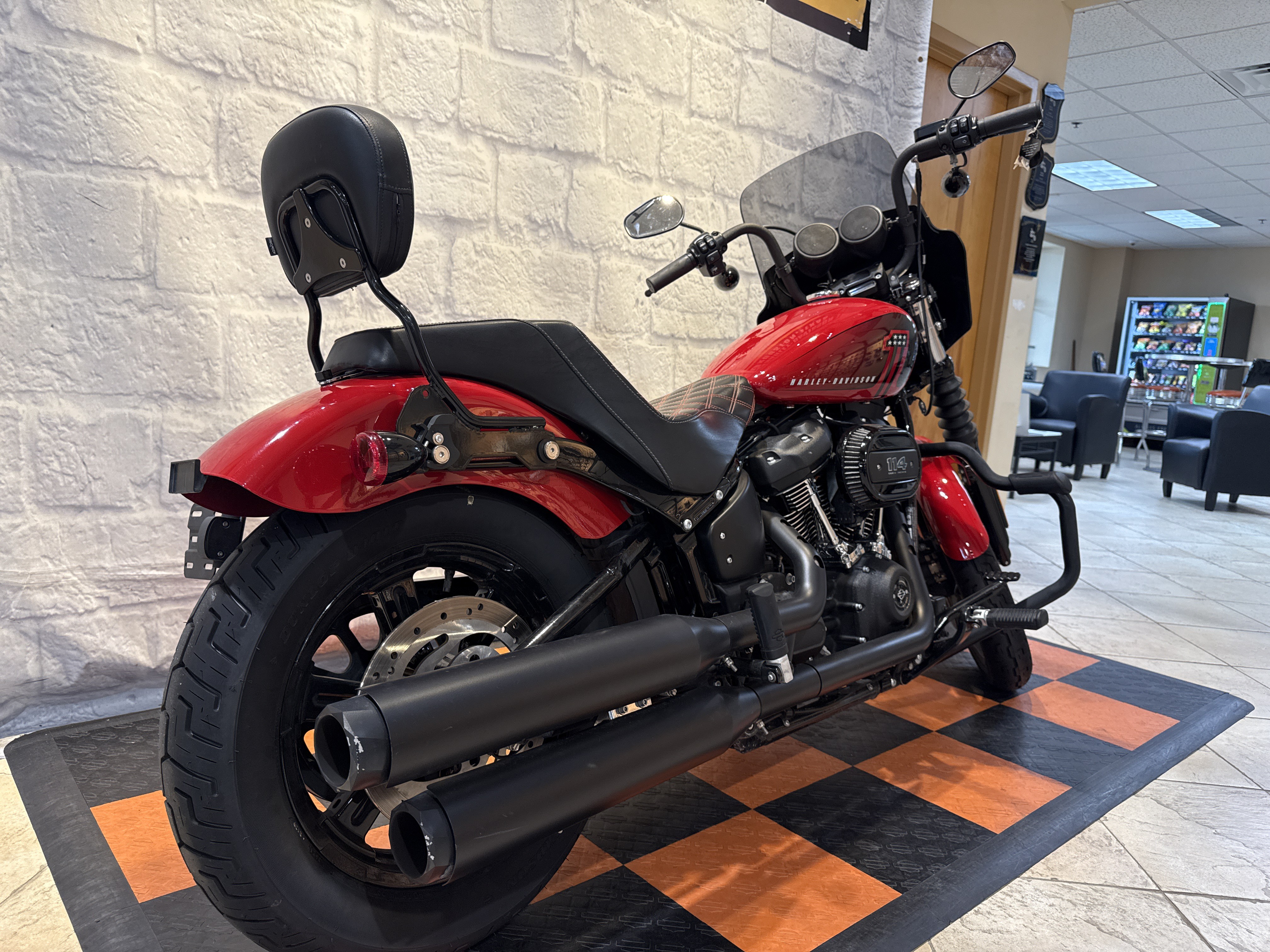 2023 Harley-Davidson Street Bob® 114 in Houston, Texas - Photo 3