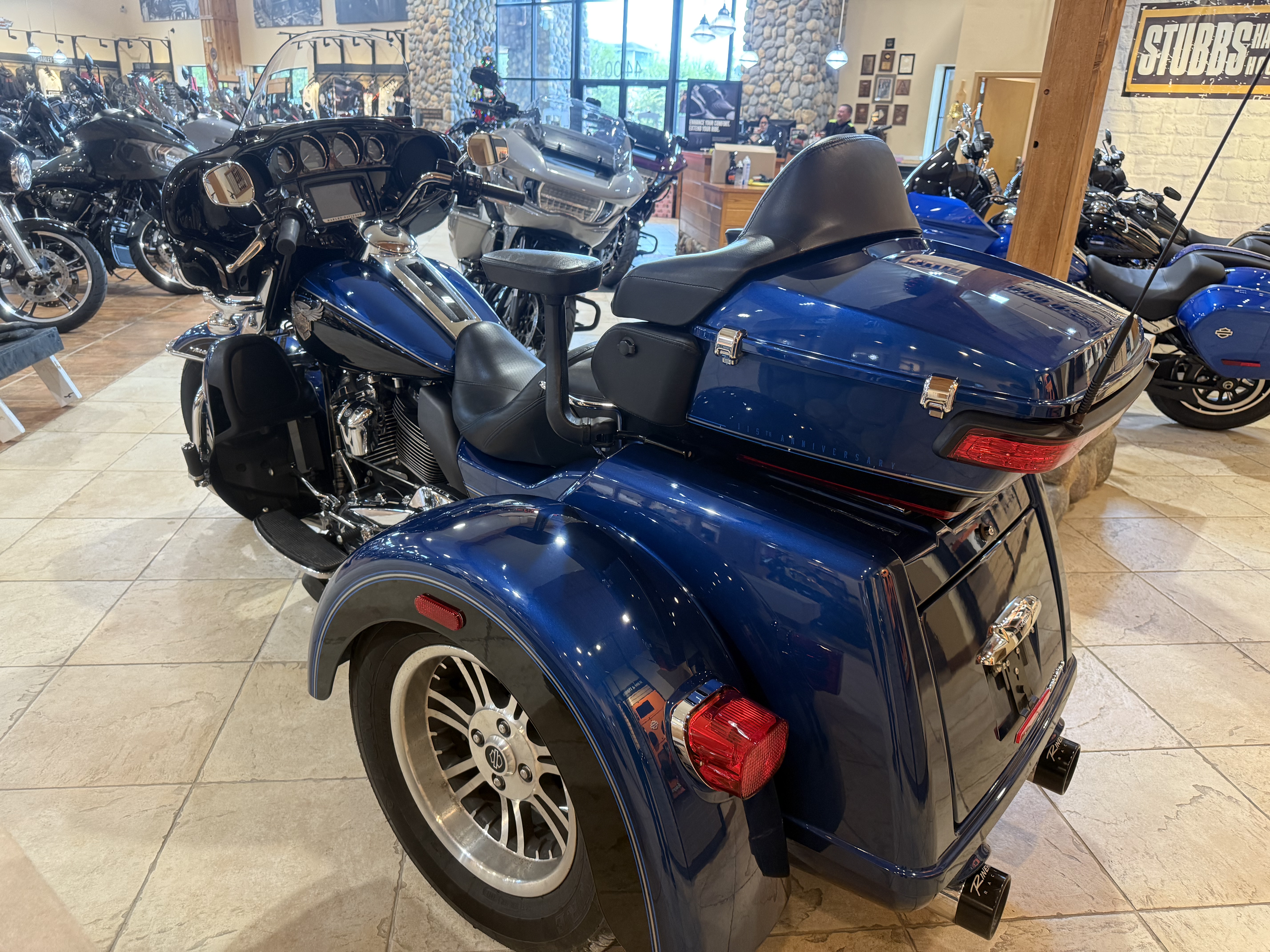 2018 Harley-Davidson Tri Glide® Ultra in Houston, Texas - Photo 4
