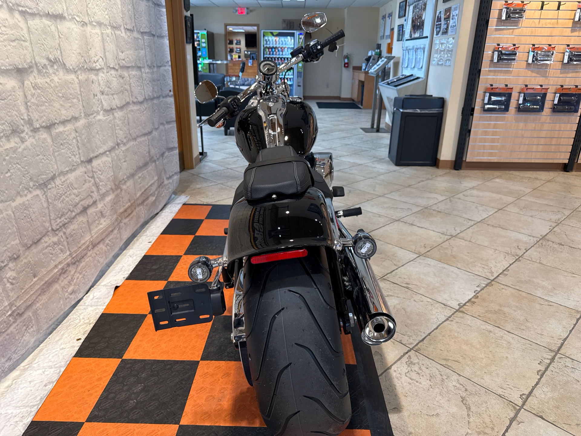2025 Harley-Davidson Breakout® in Houston, Texas - Photo 5