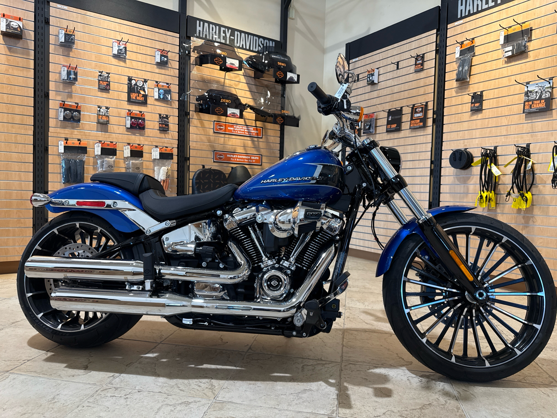 2024 Harley-Davidson Breakout® in Houston, Texas - Photo 1