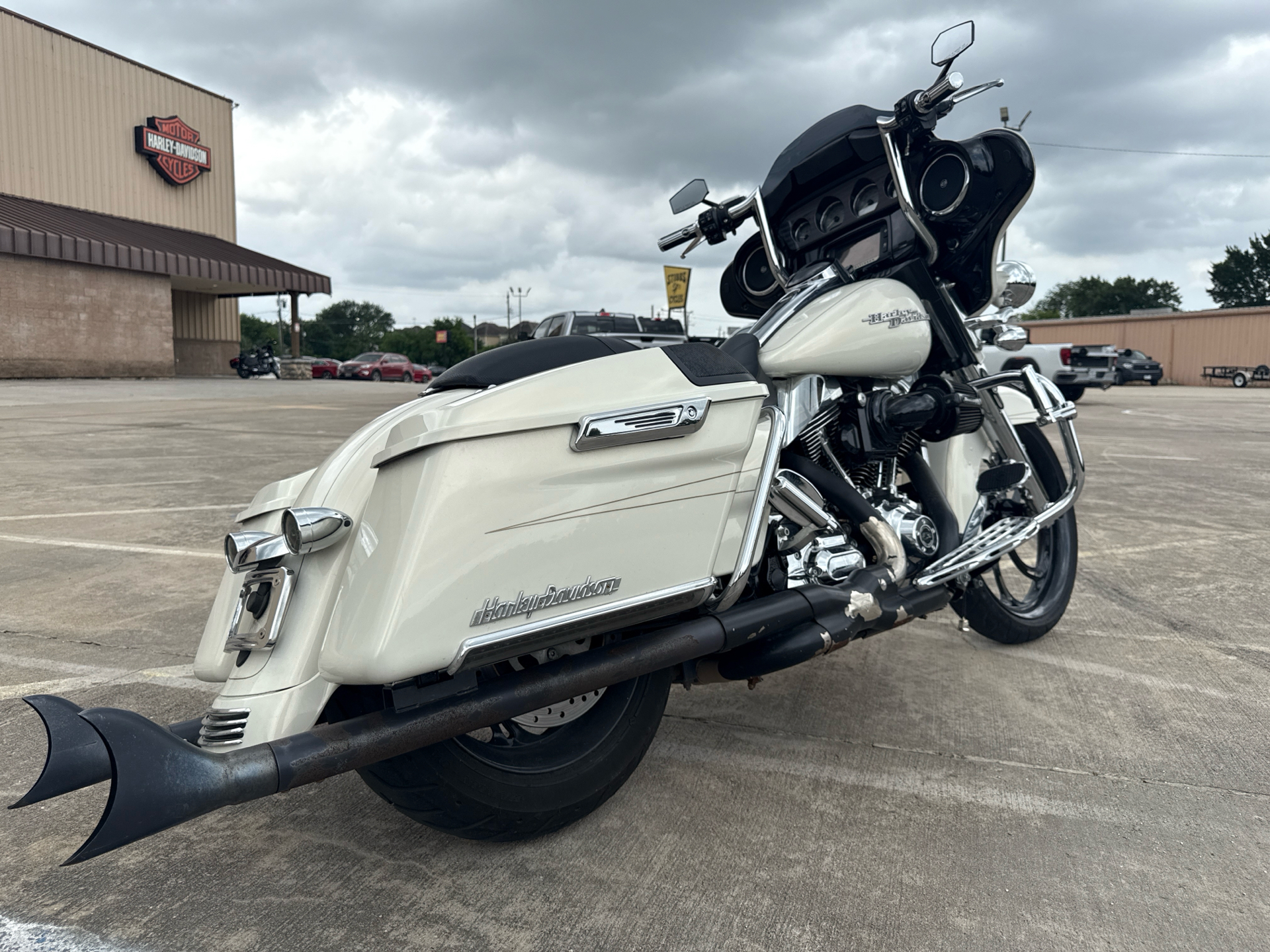 2014 Harley-Davidson Street Glide® Special in Houston, Texas - Photo 3