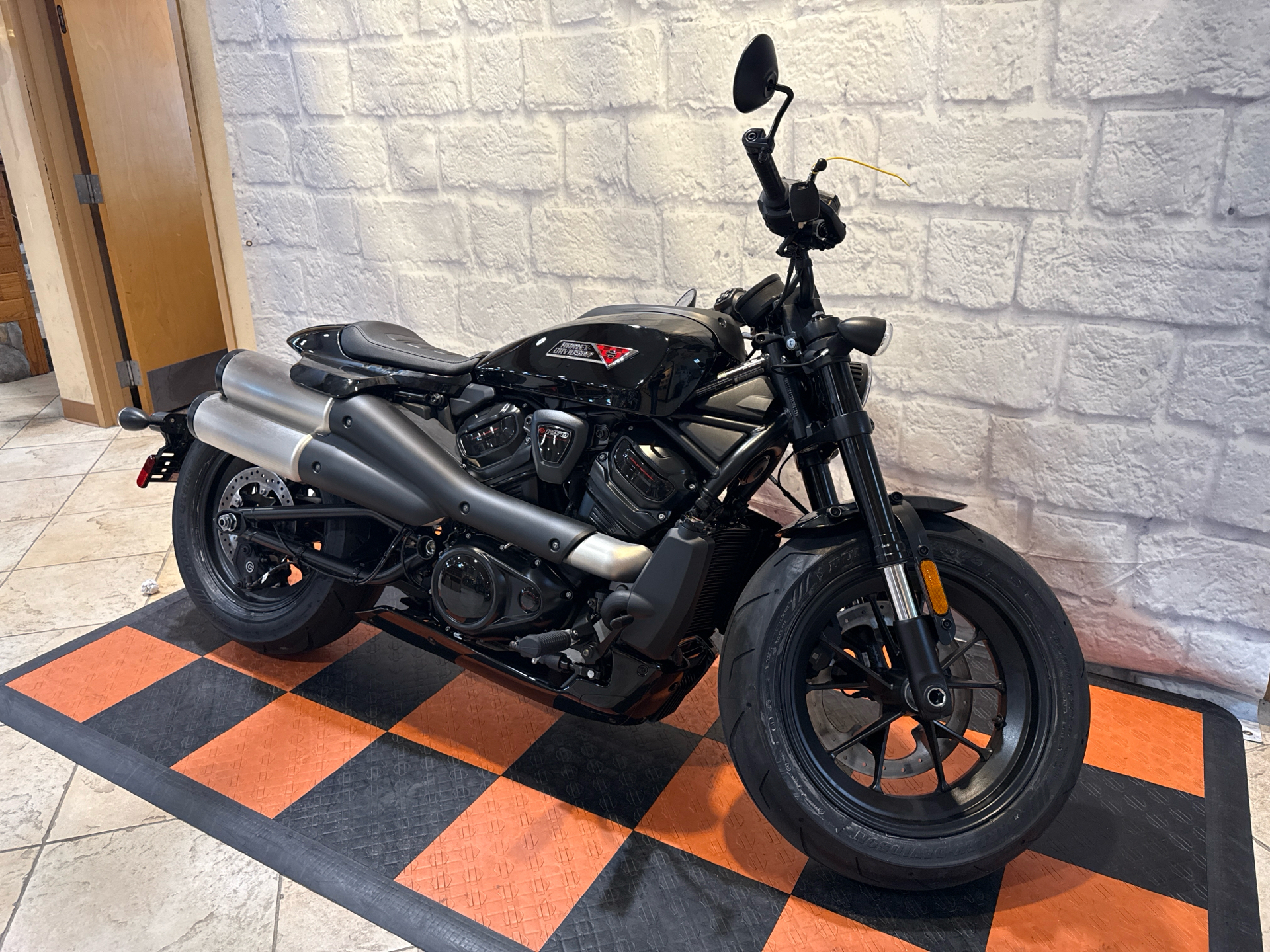 2025 Harley-Davidson Sportster® S in Houston, Texas - Photo 2