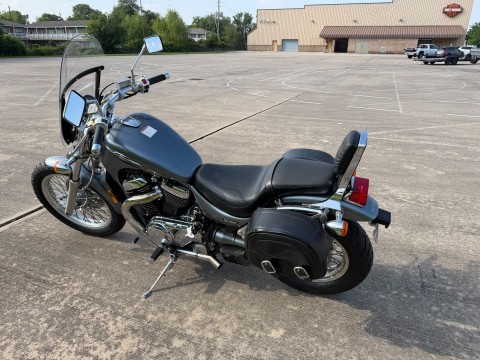 2005 Suzuki Boulevard S50 in Houston, Texas - Photo 4