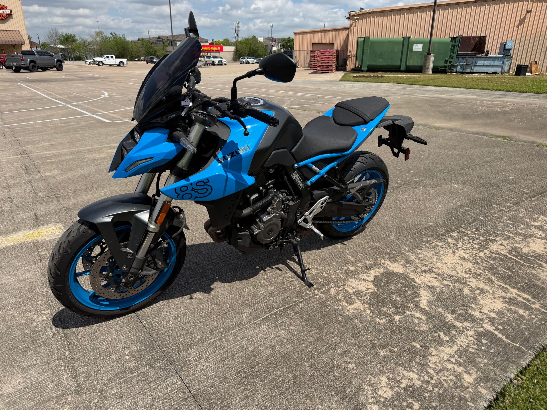 2024 Suzuki GSX-8S in Houston, Texas - Photo 2
