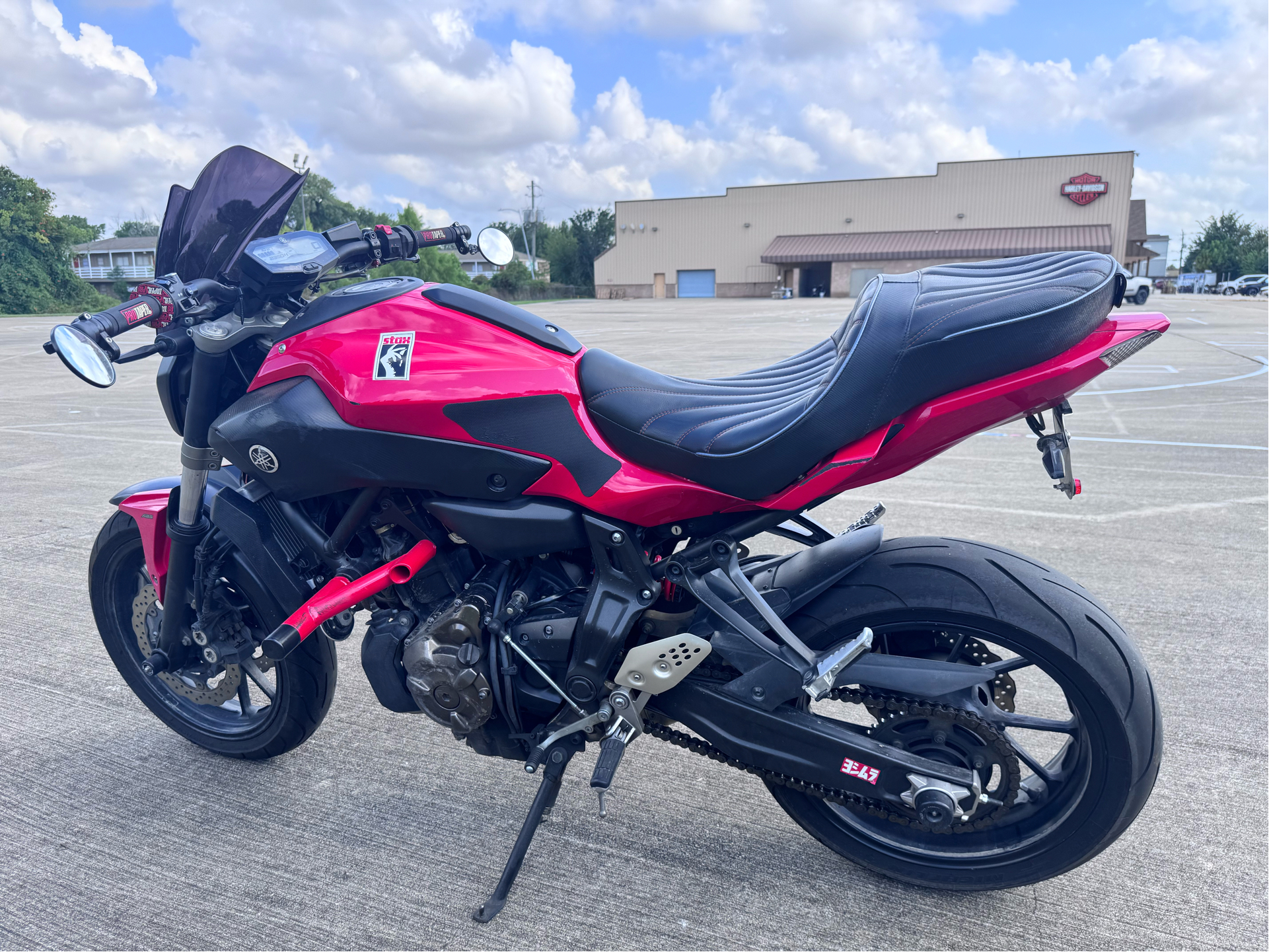 2017 Yamaha FZ-07 in Houston, Texas - Photo 2