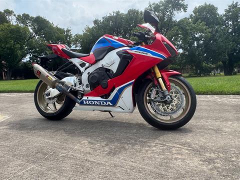 2017 Honda CBR1000RR SP2 in Houston, Texas - Photo 1