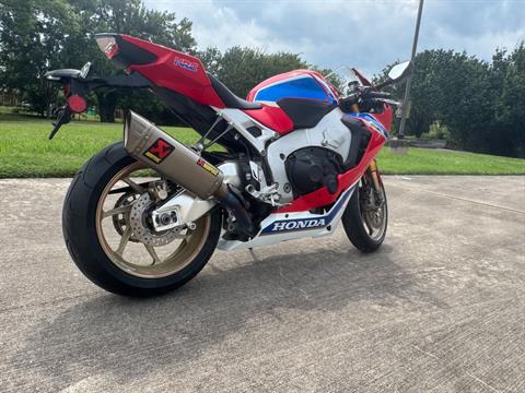 2017 Honda CBR1000RR SP2 in Houston, Texas - Photo 2