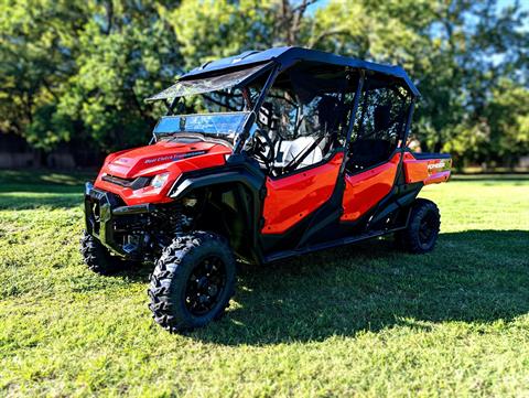 2023 Honda Pioneer 1000-6 Deluxe Crew in Houston, Texas