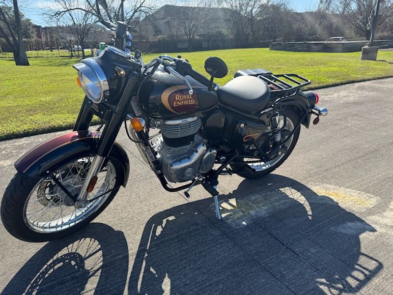 2023 Royal Enfield Classic 350 in Houston, Texas - Photo 3