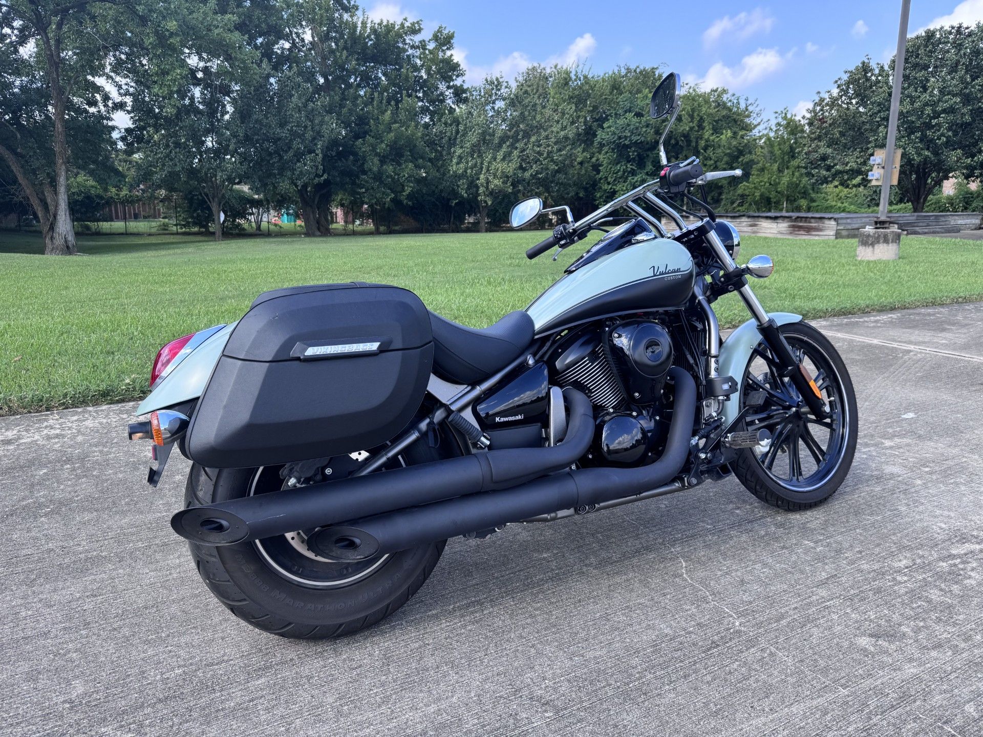 2023 Kawasaki Vulcan 900 Custom in Houston, Texas - Photo 2