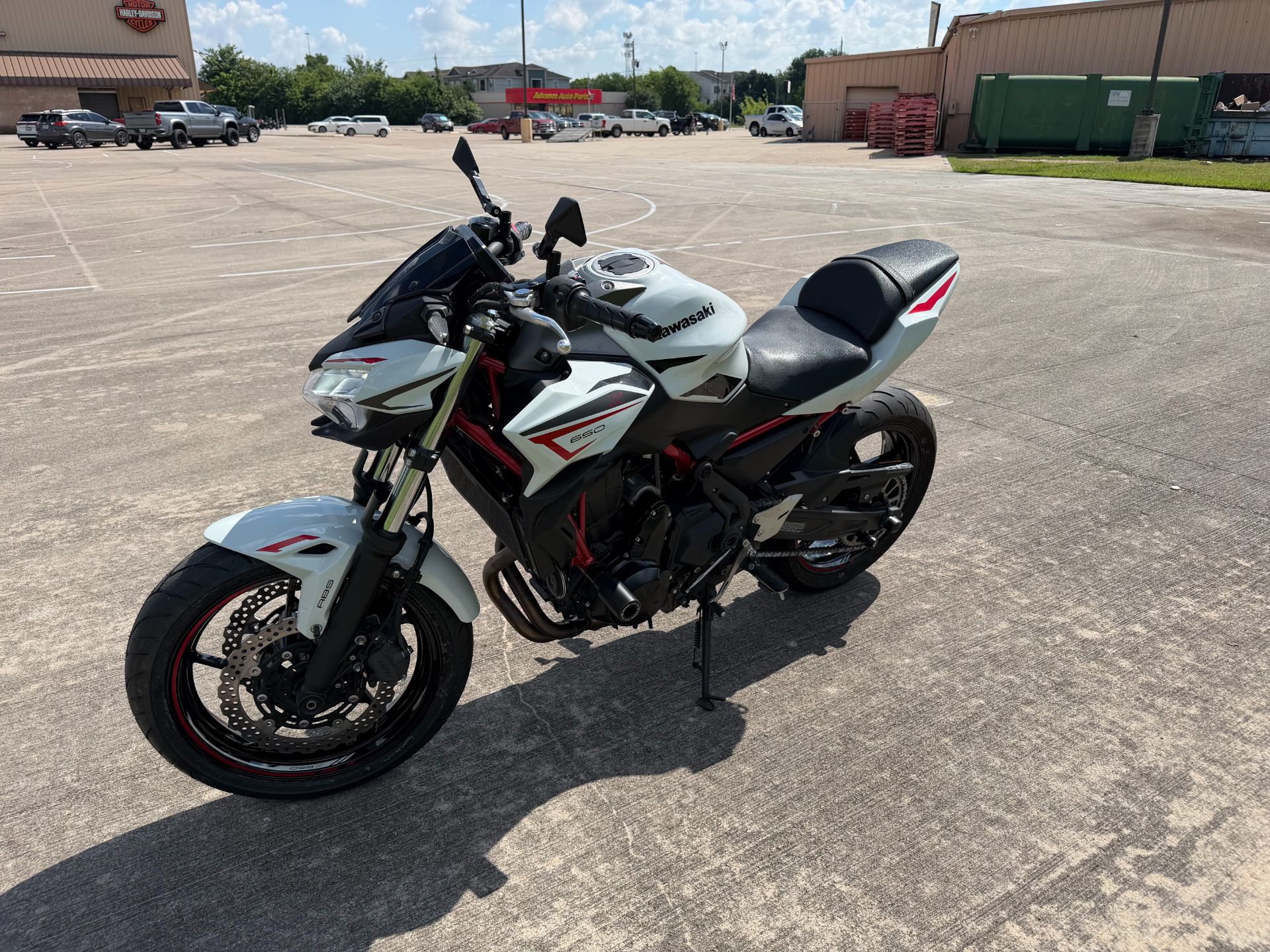 2022 Kawasaki Z650 ABS in Houston, Texas - Photo 4