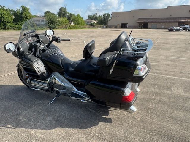 2010 Honda Gold Wing® ABS in Houston, Texas - Photo 4