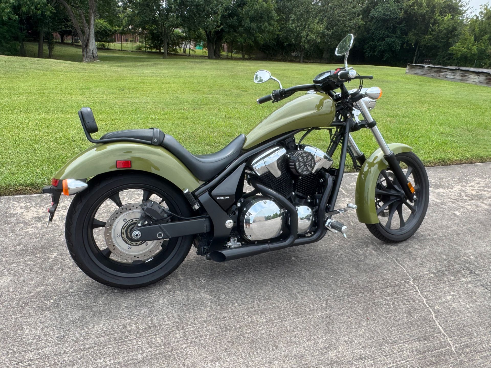 2024 Honda Fury in Houston, Texas - Photo 2