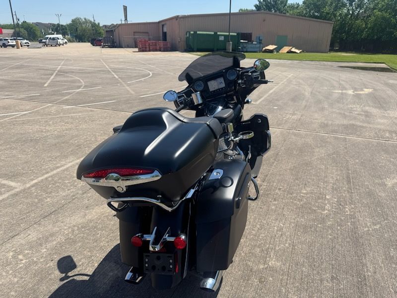 2020 Indian Motorcycle Roadmaster® Dark Horse® in Houston, Texas - Photo 3