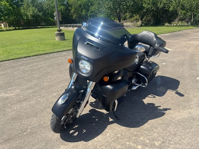 2020 Indian Motorcycle Roadmaster® Dark Horse® in Houston, Texas - Photo 5