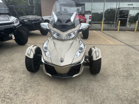 2018 Can-Am Spyder RT SM6 in Houston, Texas - Photo 2