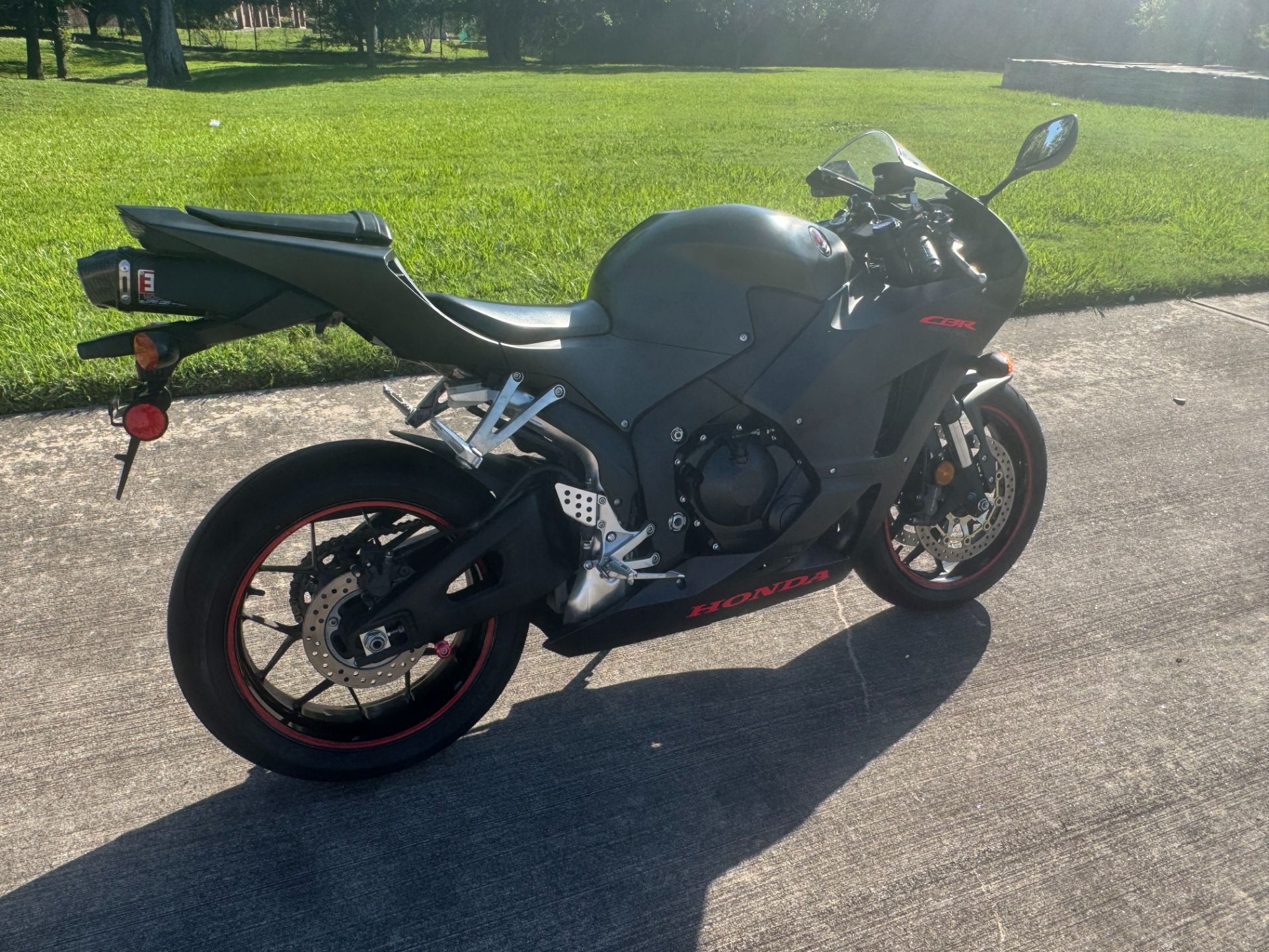 2019 Honda CBR600RR in Houston, Texas - Photo 2