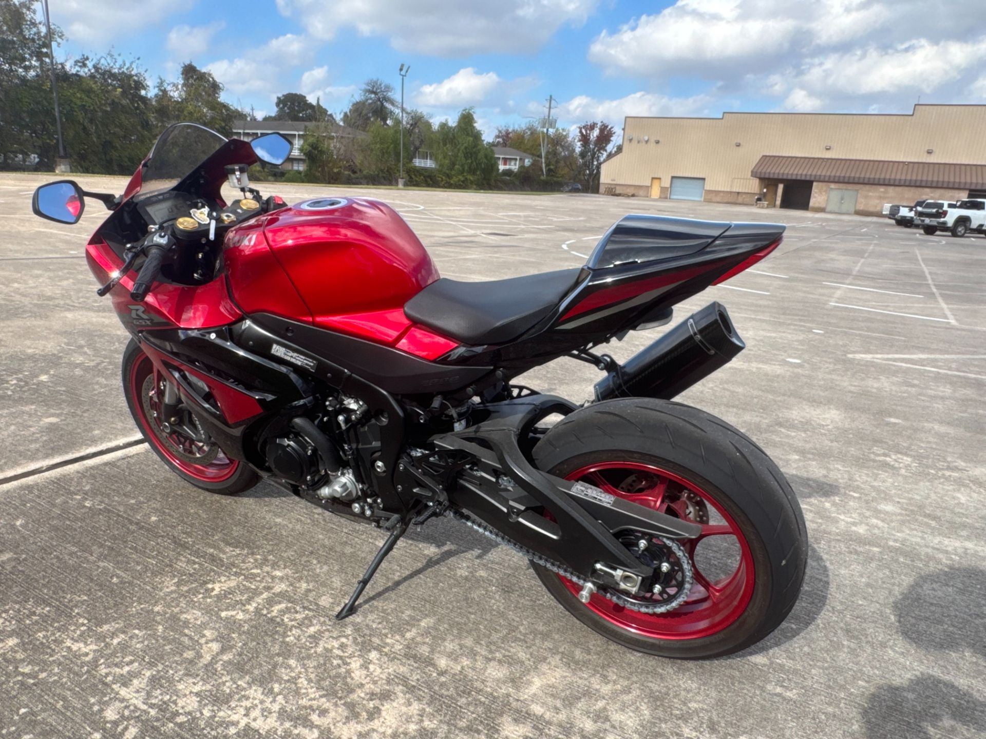 2025 Suzuki GSX-R1000 in Houston, Texas - Photo 3