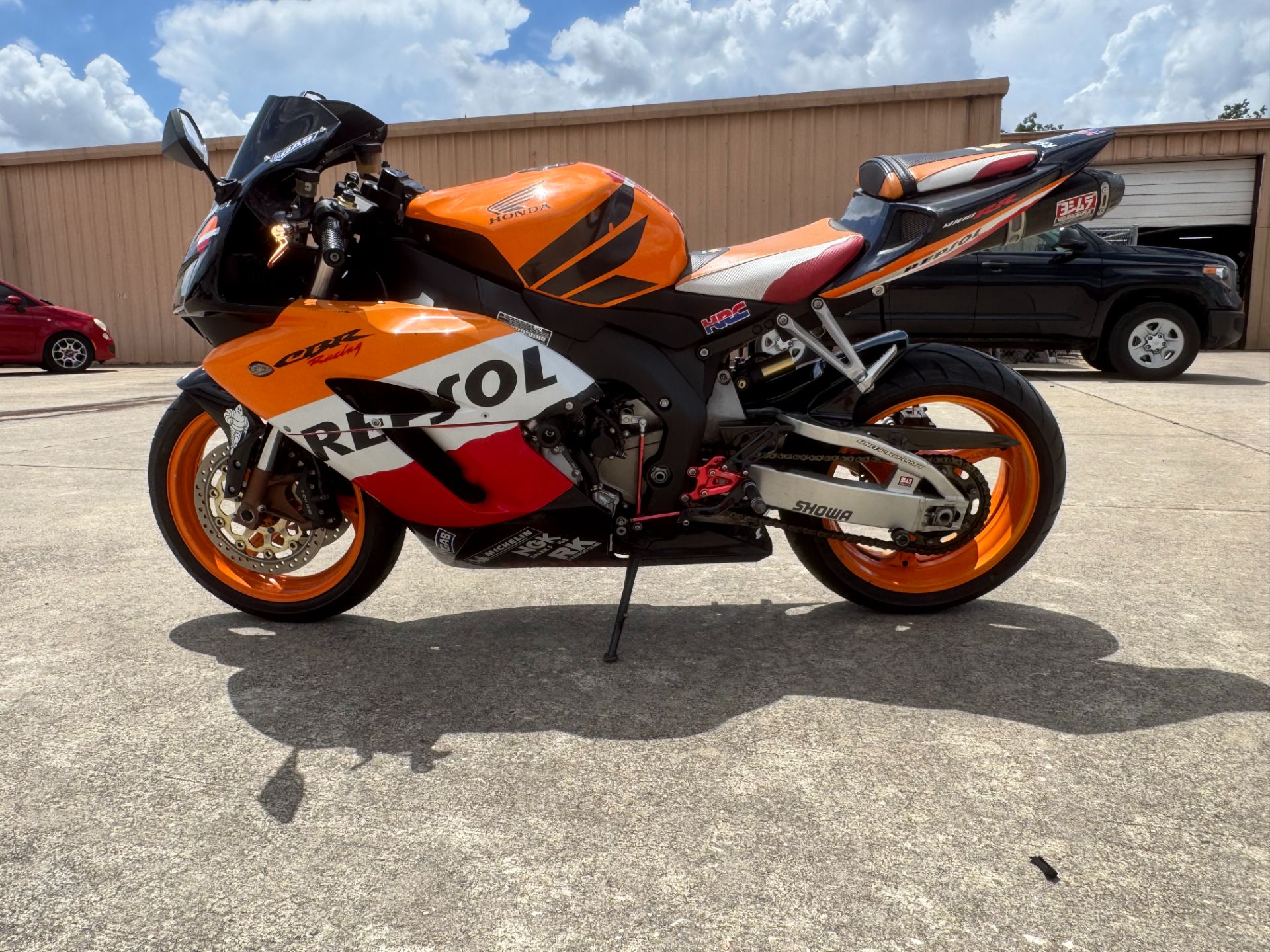 2004 Honda CBR1000RR in Houston, Texas - Photo 3