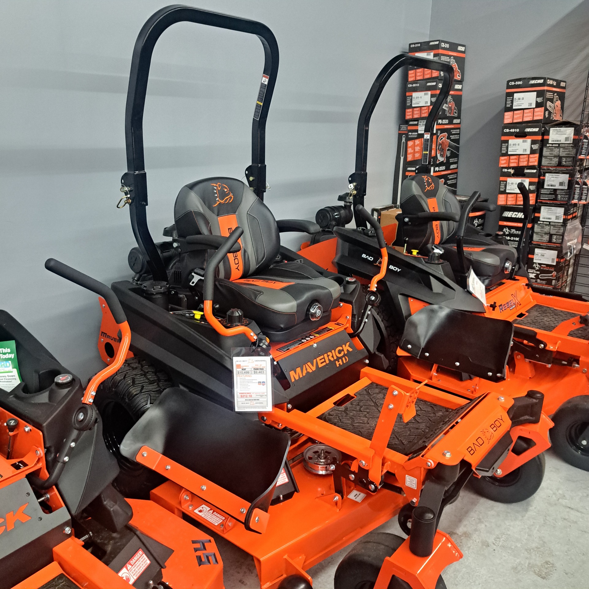 2024 Bad Boy Mowers Maverick HD 54 in. Vanguard EFI 28 hp in Gaylord, Michigan - Photo 2