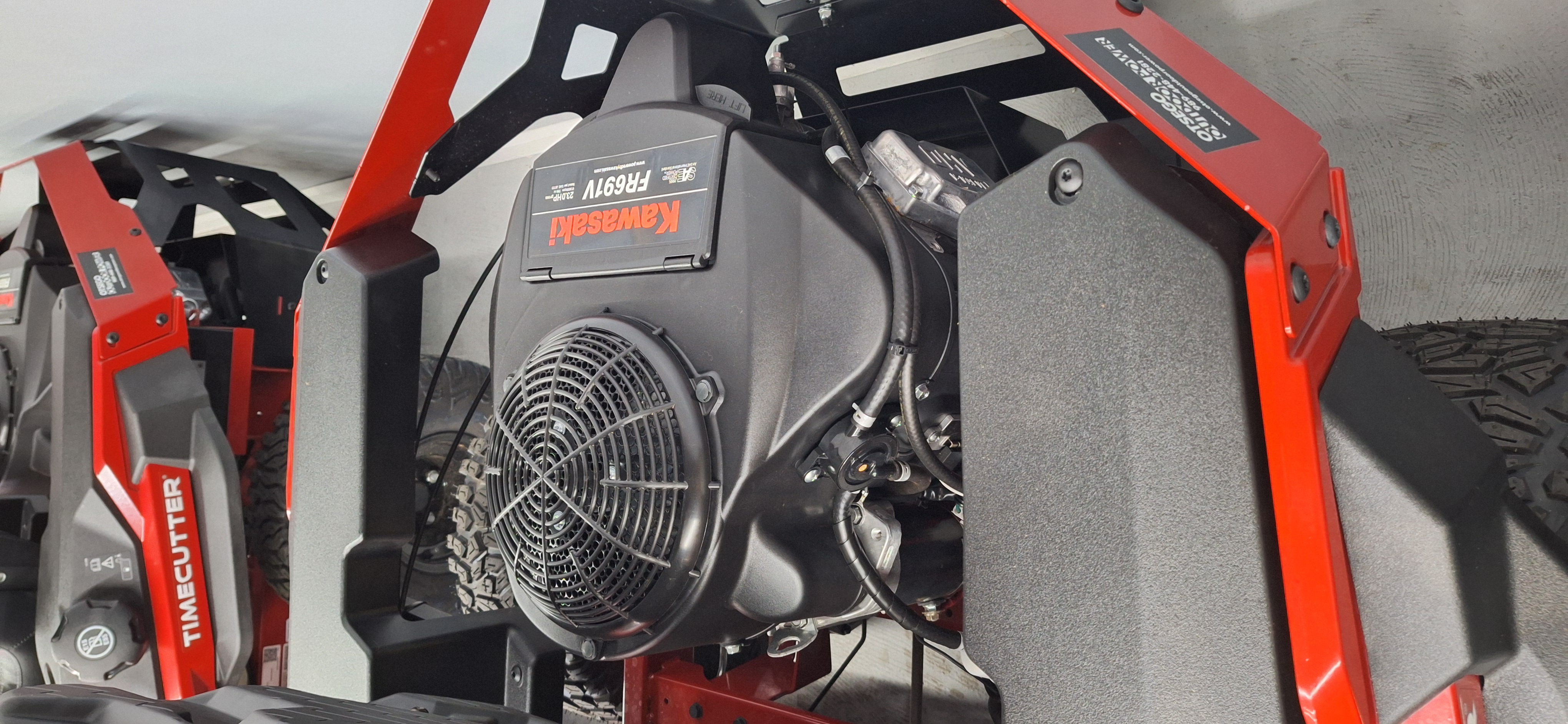 2024 Toro TimeCutter MAX 54 in. Kawasaki FR691V 23 hp in Gaylord, Michigan - Photo 3