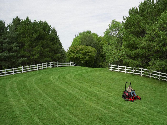 Toro TITAN MAX 60 in. Kohler 26 hp in Gaylord, Michigan - Photo 8