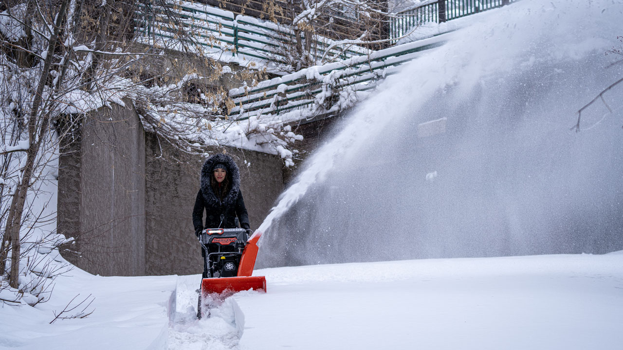 Ariens Compact 24 in Gaylord, Michigan - Photo 7