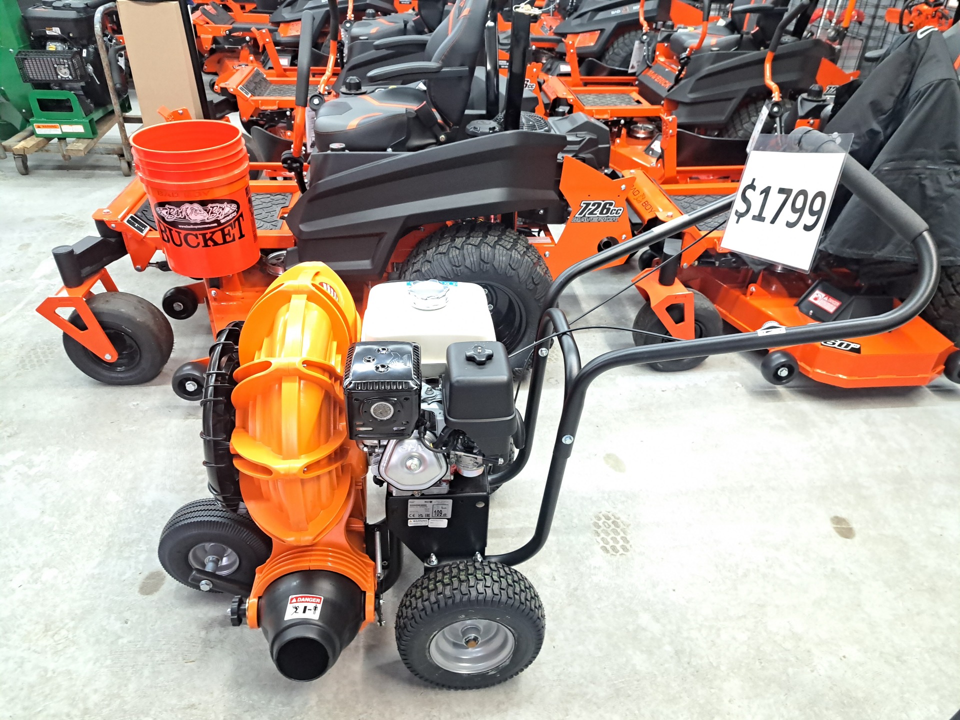 Billy Goat F902H Force Blower II in Gaylord, Michigan - Photo 2