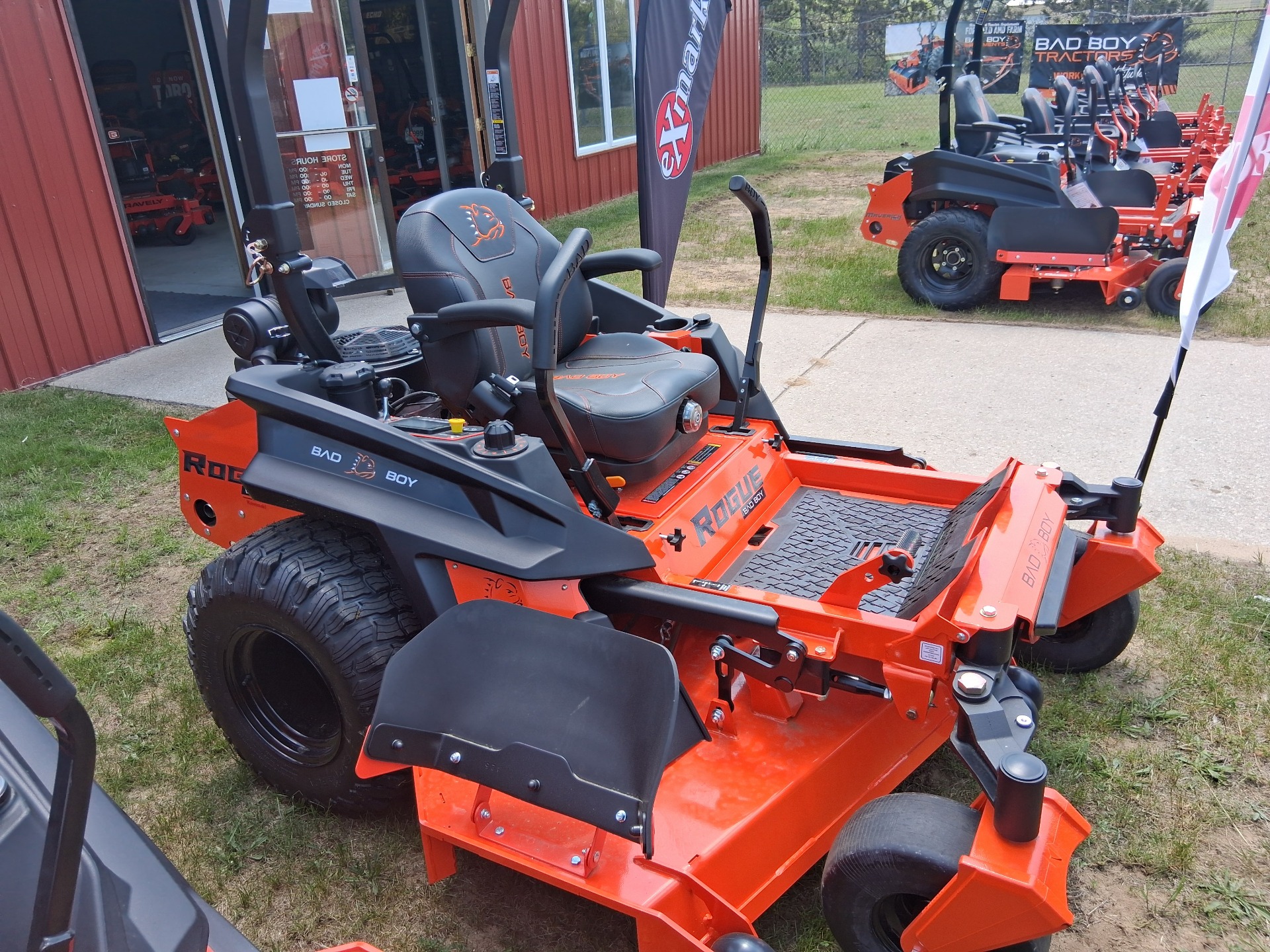 2025 Bad Boy Mowers Rogue 72 in. Kawasaki FX1000 EFI 38.5 hp in Gaylord, Michigan - Photo 3