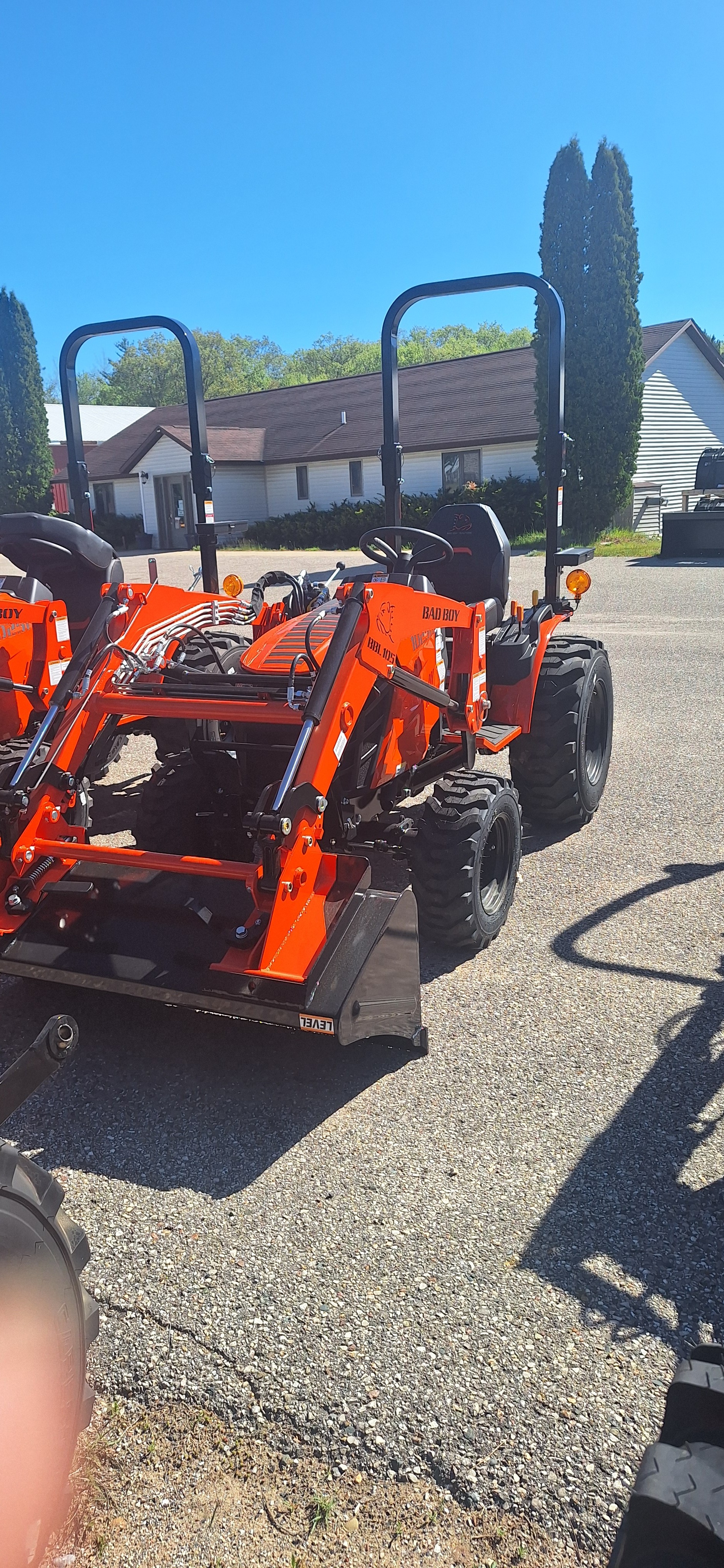 Bad Boy Mowers 1025 with Loader in Gaylord, Michigan - Photo 2