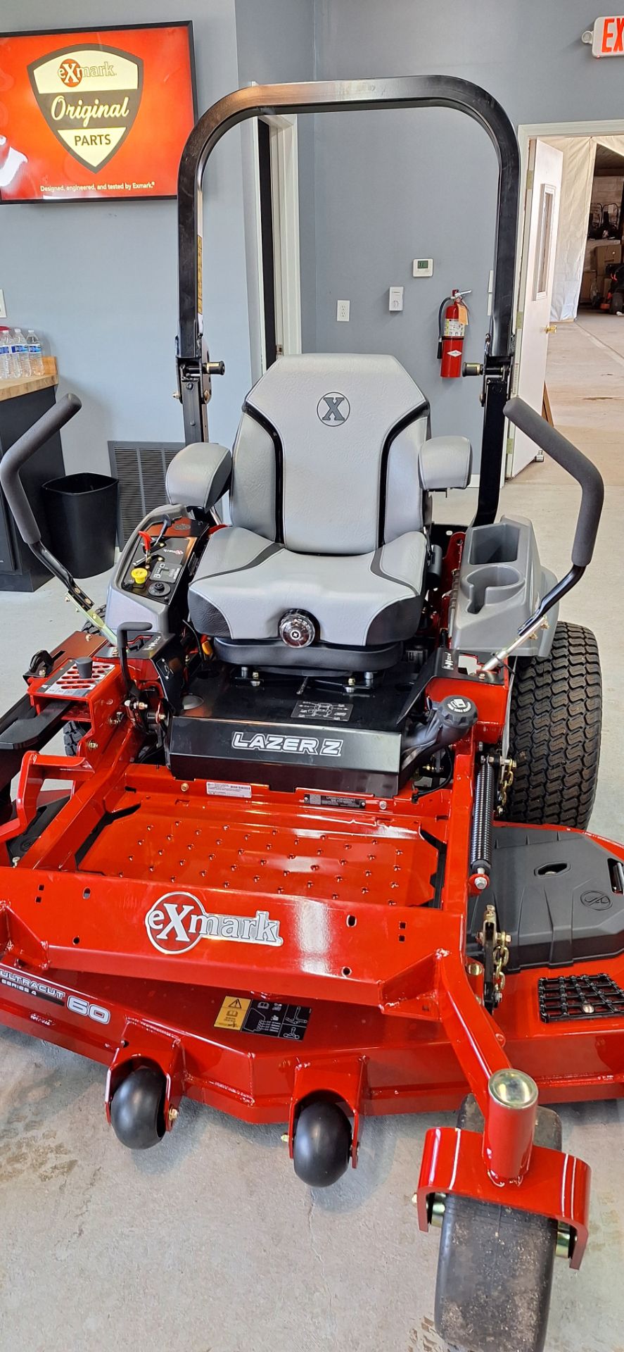 2025 Exmark Lazer Z S-Series 60 in. Kawasaki 25.5 hp in Gaylord, Michigan - Photo 1