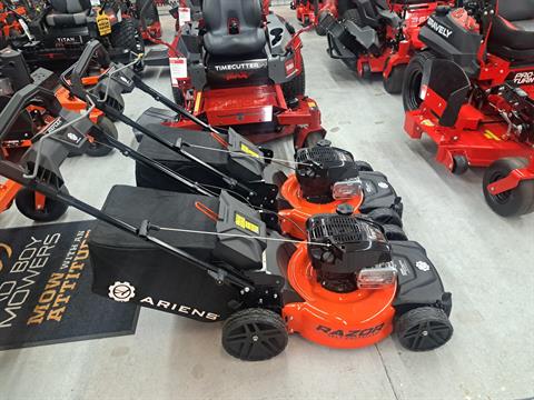 Ariens Razor 21 in. Reflex Self Propelled Briggs & Stratton EXi 725 Mow N' Stow 21.5 hp in Gaylord, Michigan - Photo 2