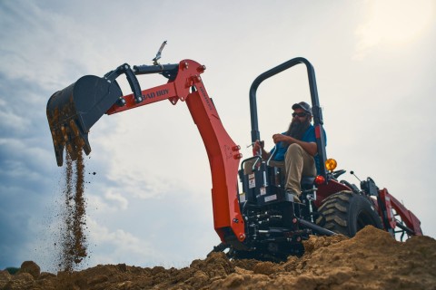 Bad Boy Mowers BBH105 in Gaylord, Michigan