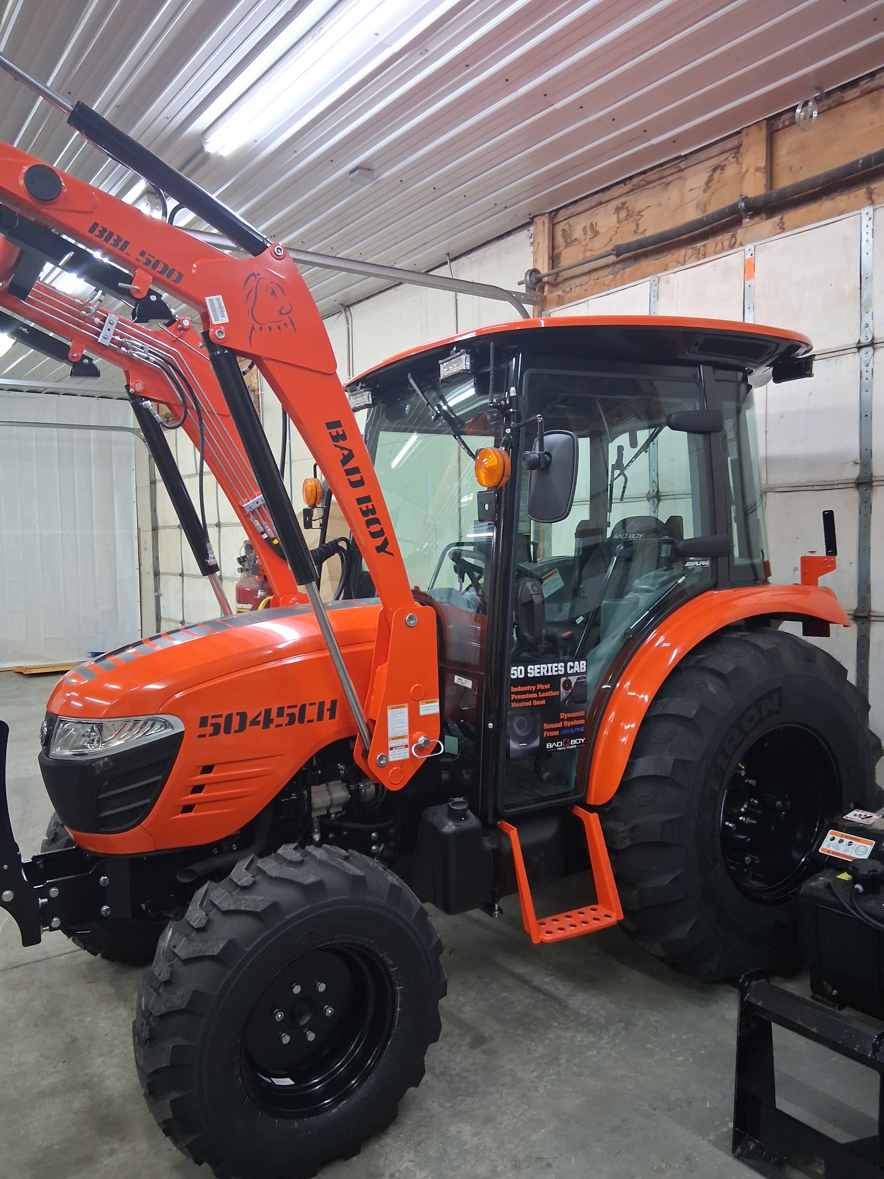 Bad Boy Mowers 5045CHIL IND Tires with Loader in Gaylord, Michigan - Photo 3
