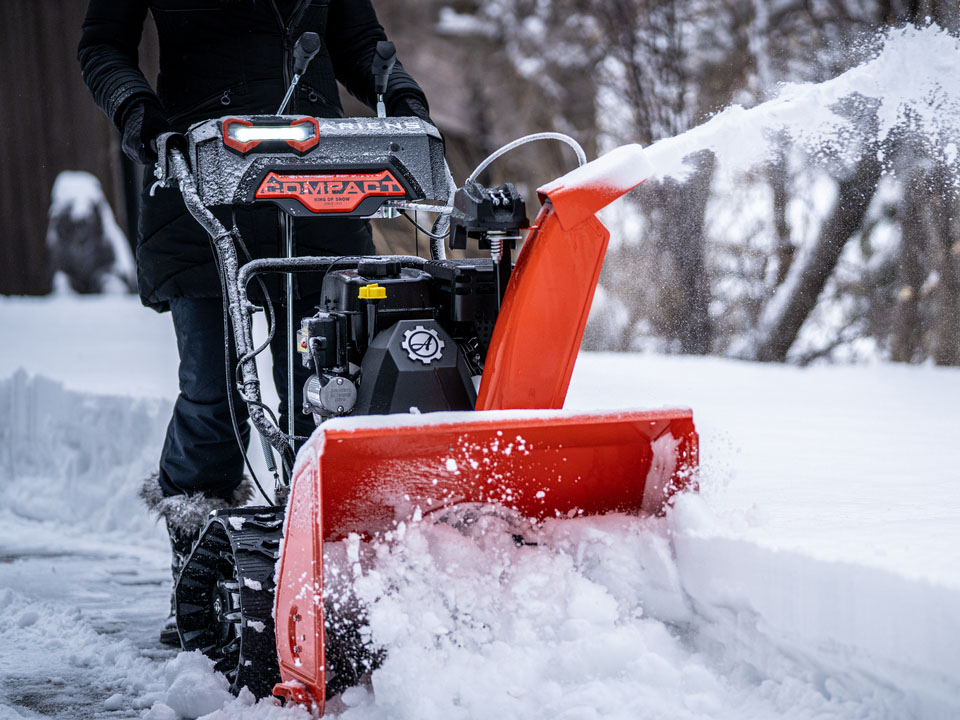 Ariens Compact 24 Rapidtrack in Gaylord, Michigan - Photo 9