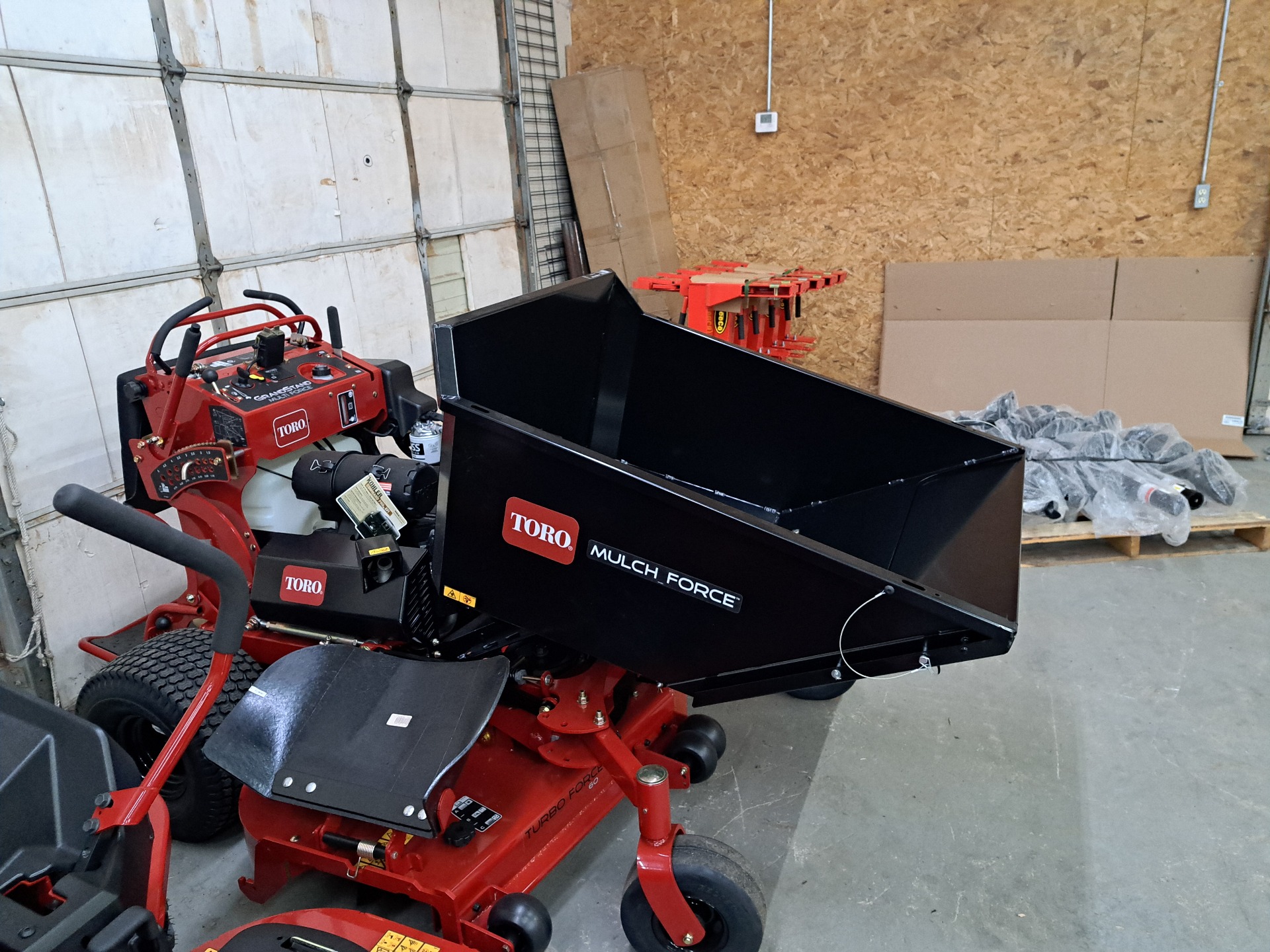 Toro MULTI FORCE MULCH FORCE Mulch Dump in Gaylord, Michigan - Photo 3