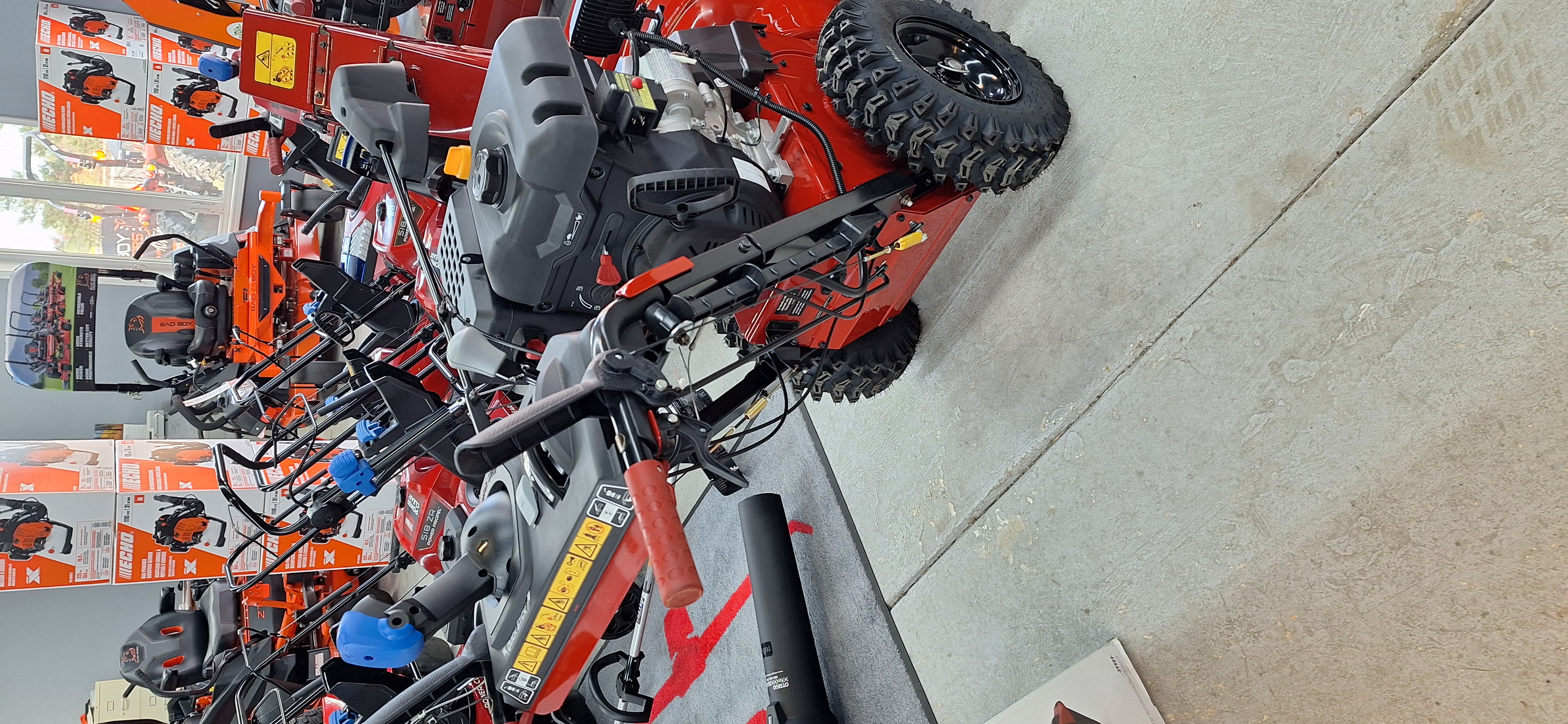 Toro 32 in. Power Max HD 1432 OHXE in Gaylord, Michigan - Photo 2