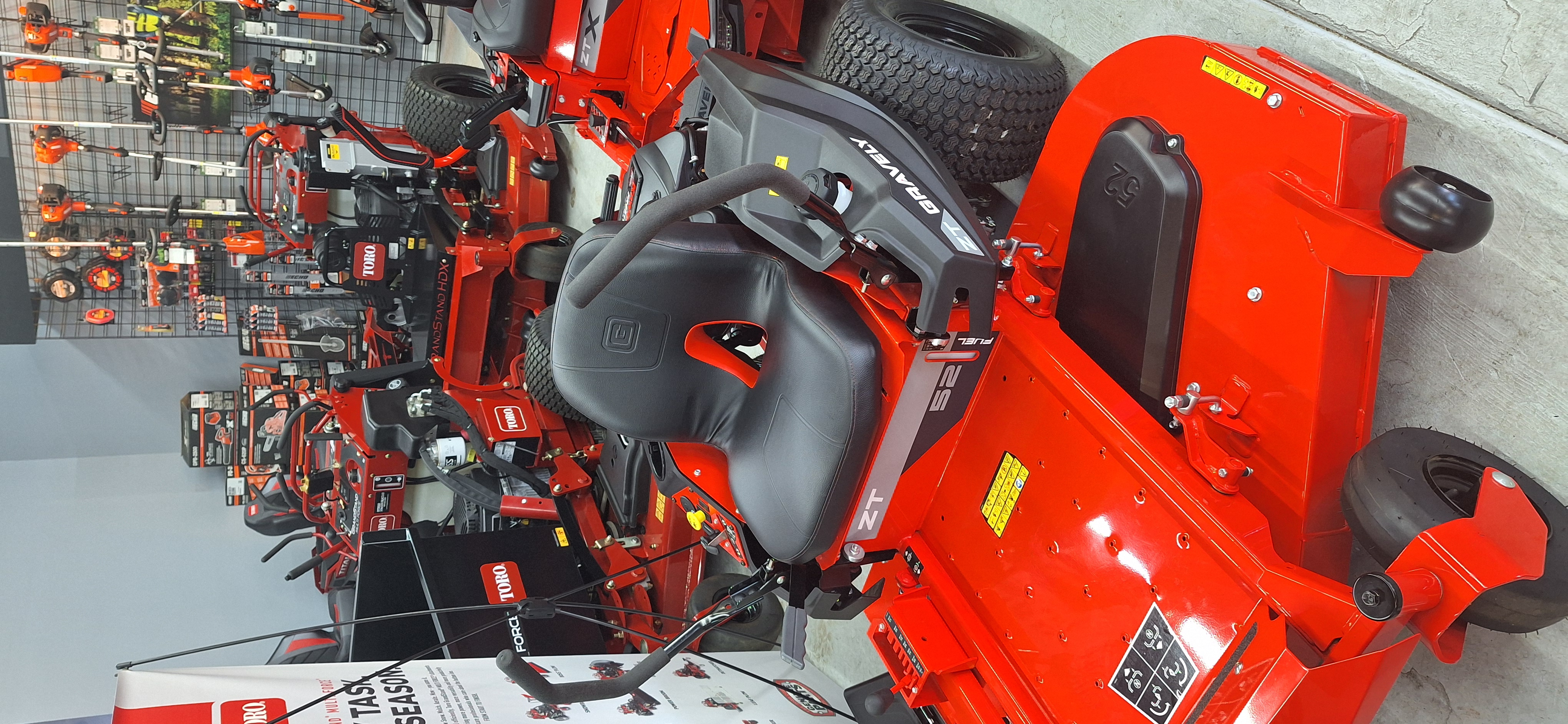 2024 Gravely USA ZT 52 in. Kawasaki FR651V 21.5 hp in Gaylord, Michigan - Photo 1