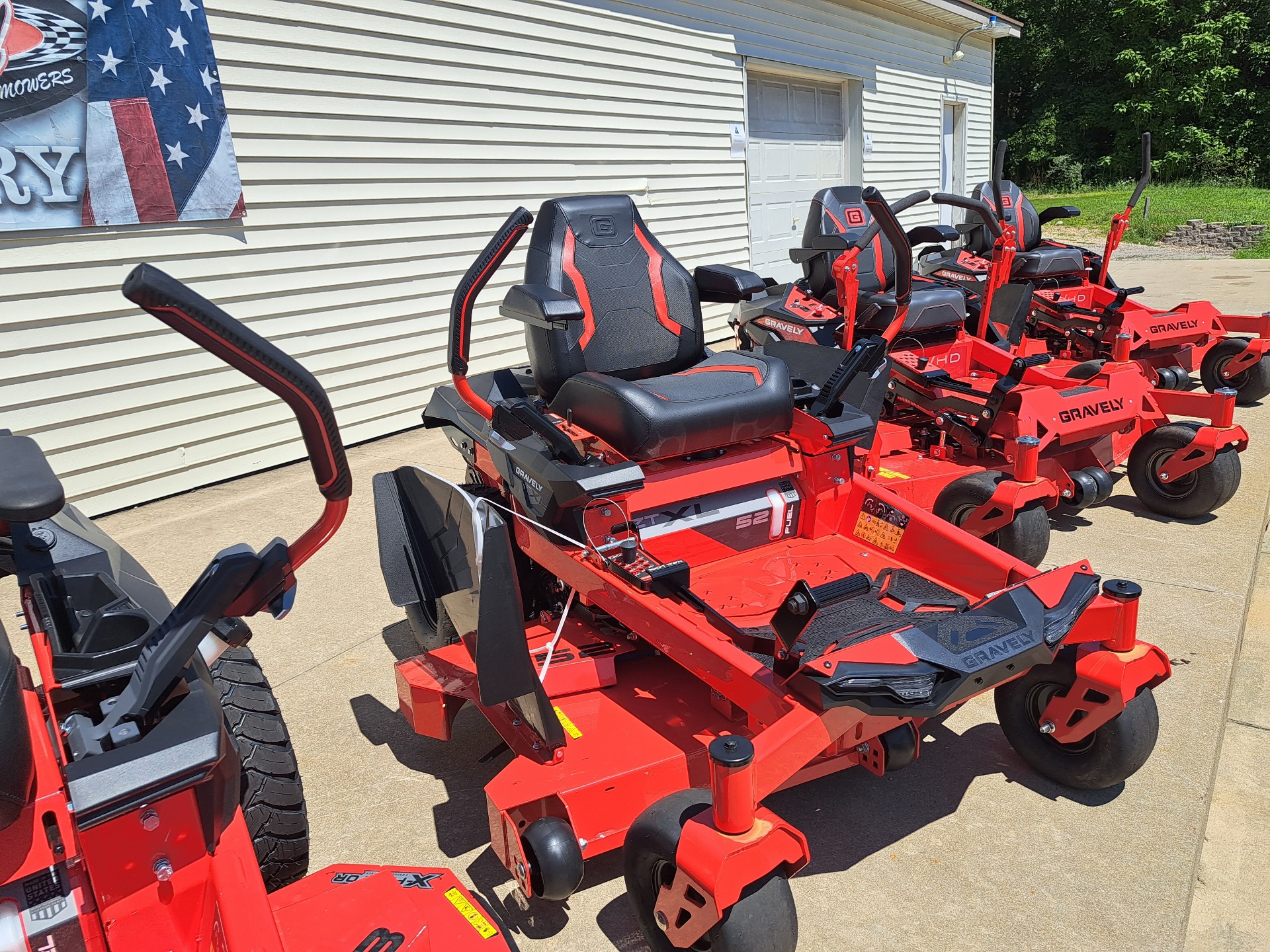 2023 Gravely USA ZT XL 52 in. Kawasaki FR691V 23 hp in Gaylord, Michigan - Photo 2