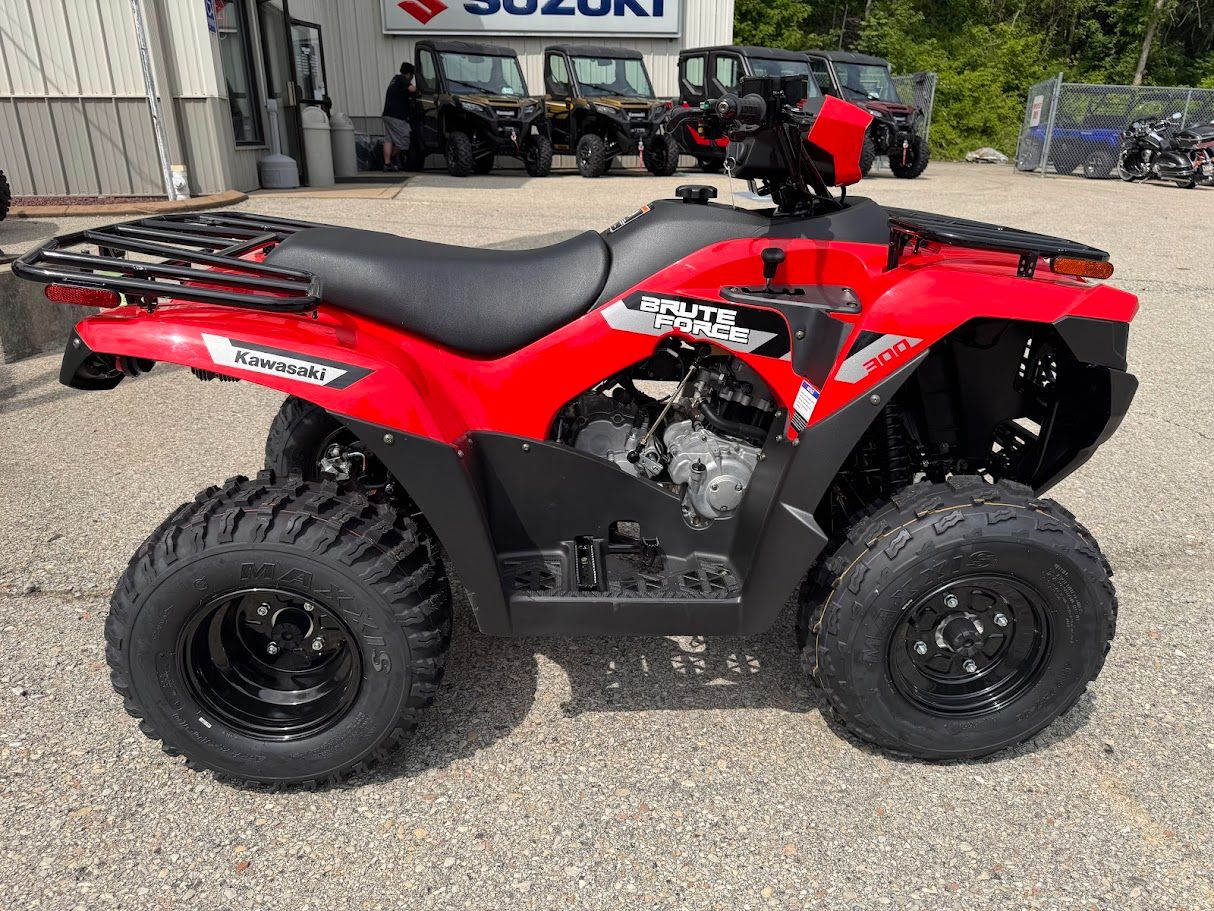 2026 Kawasaki Brute Force® 300 6