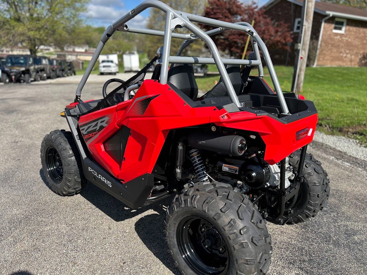 2026 Polaris RZR 200 EFI 3