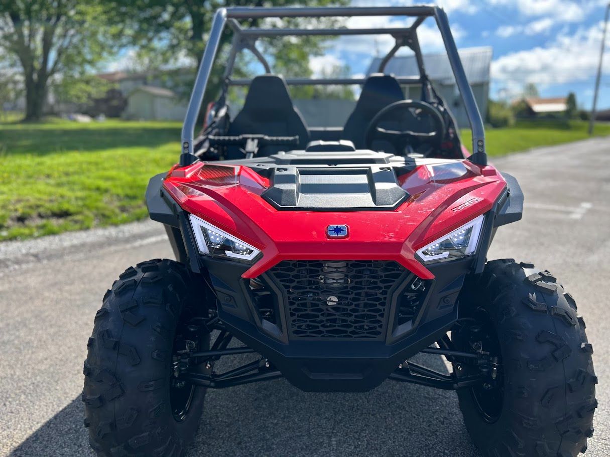 2026 Polaris RZR 200 EFI 4